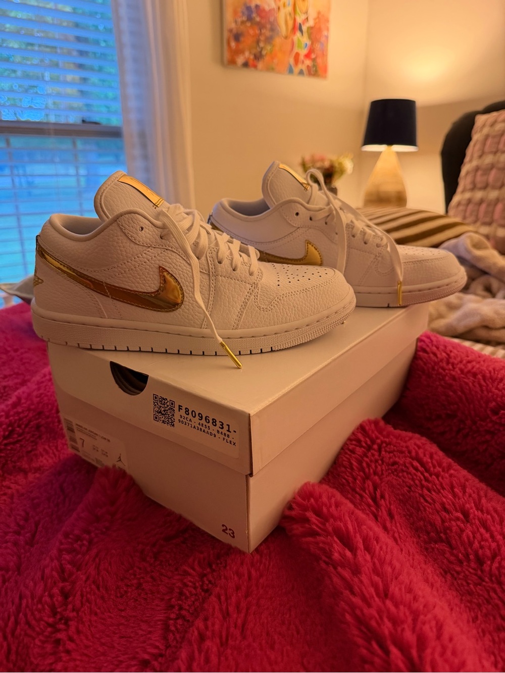 Jordan Women's Air Jordan 1 Low SE White with Metallic Gold